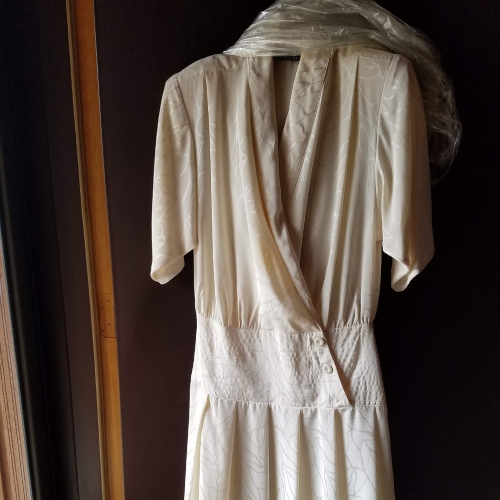 Nilani vintage dress. Size 5/6.